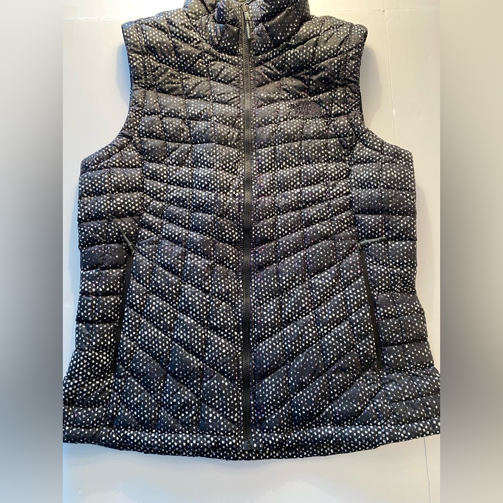 The North Face Womens Medium Black/polka dot/speckled vest - Picture 2 of 9